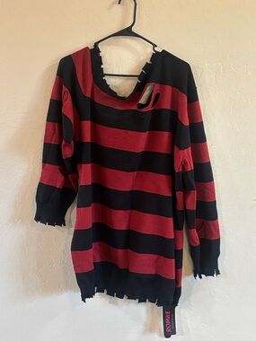 ROMWE Black and Red Distressed Striped Scoop Neck Sweater